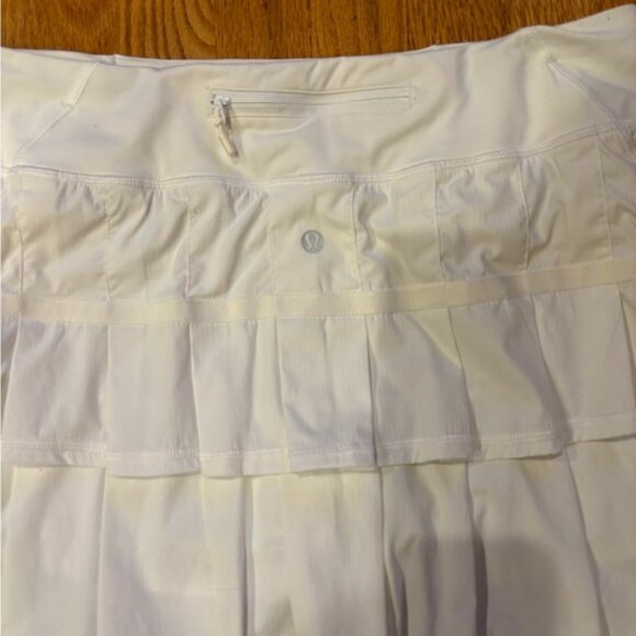 Lululemon Run: Pace Setter Skirt *TallWhite size 8 - Picture 12 of 15